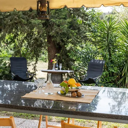 Art - Casa Con Giardino - Capitano Izim Sarzana